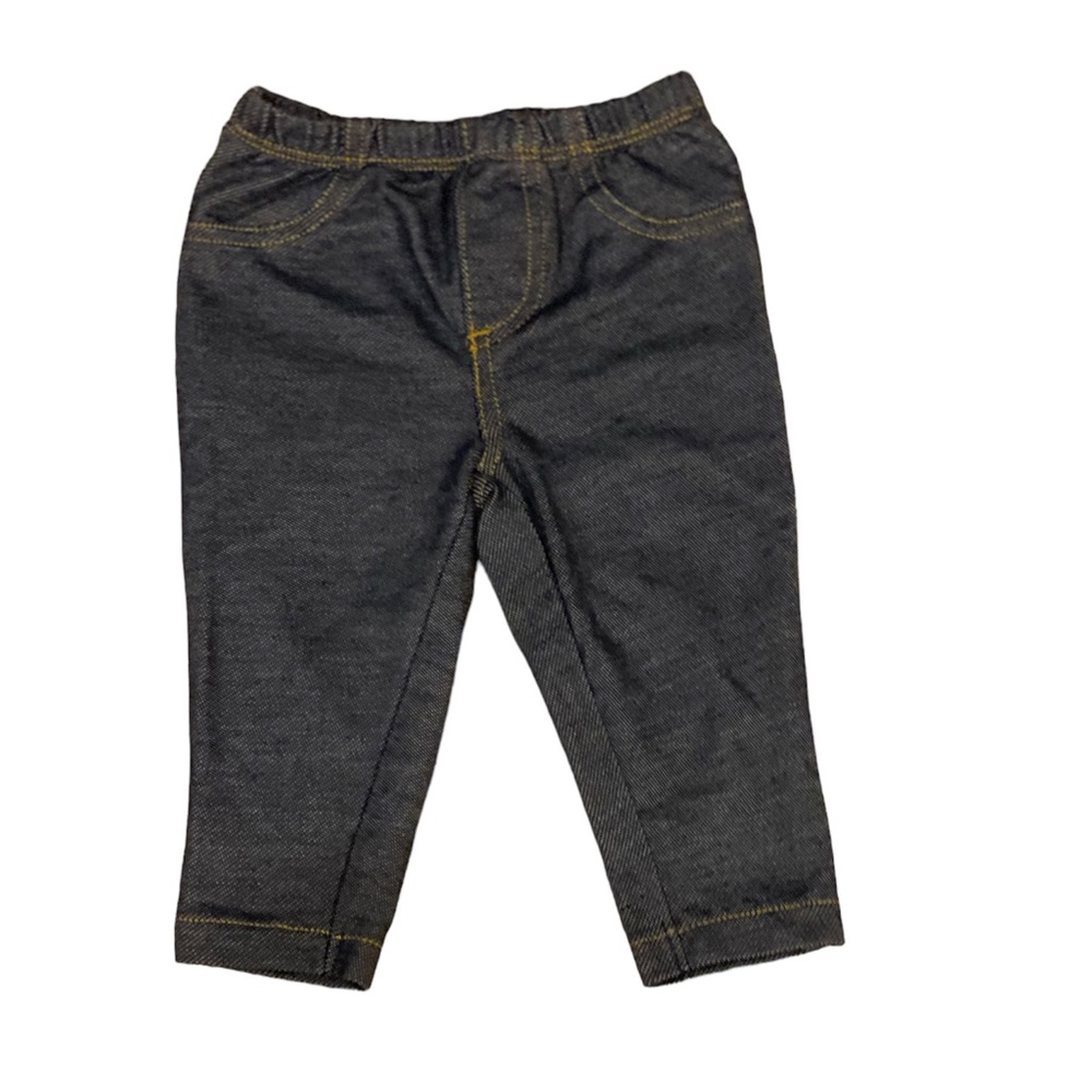 **2 for $20**Carter’s skinny jeggings size 6 months exellent condition